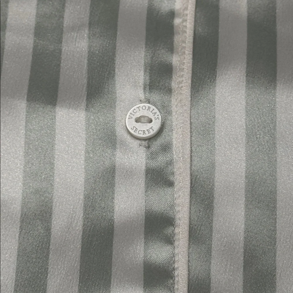 Victoria’s Secret Striped Satin Pajama Set - Picture 7 of 8